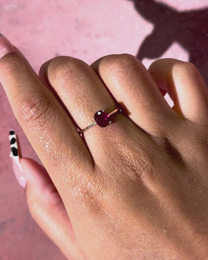 Bague Solitaire Rubis 0.92 carat "Ines"