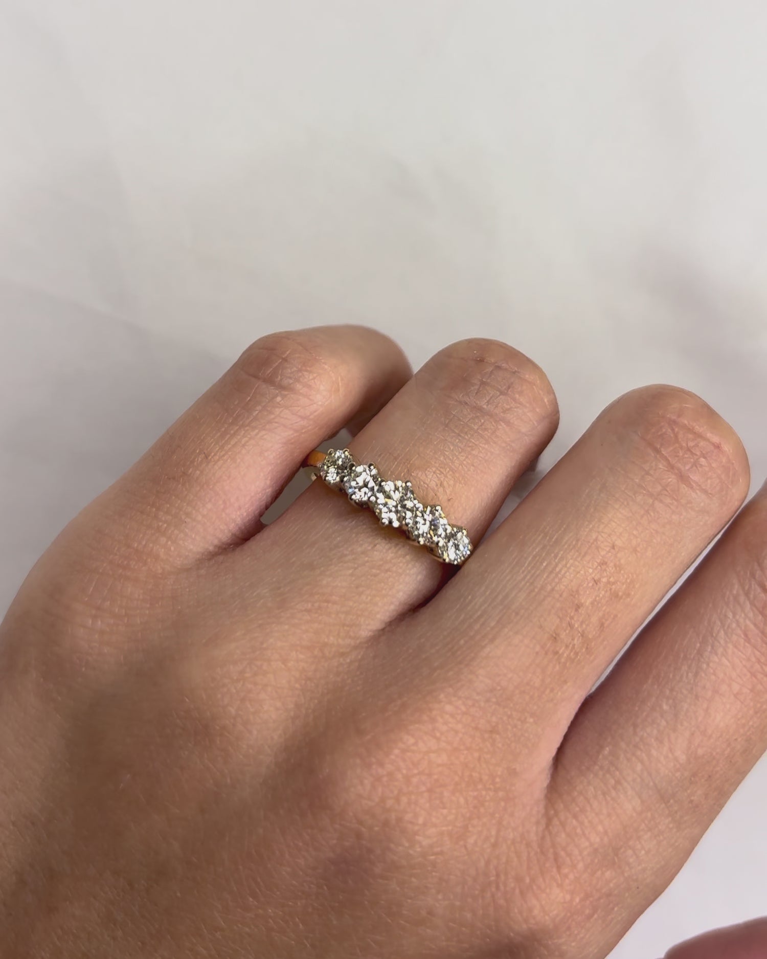 Diamond River Ring 0.82 carat &quot;Philippa&quot;