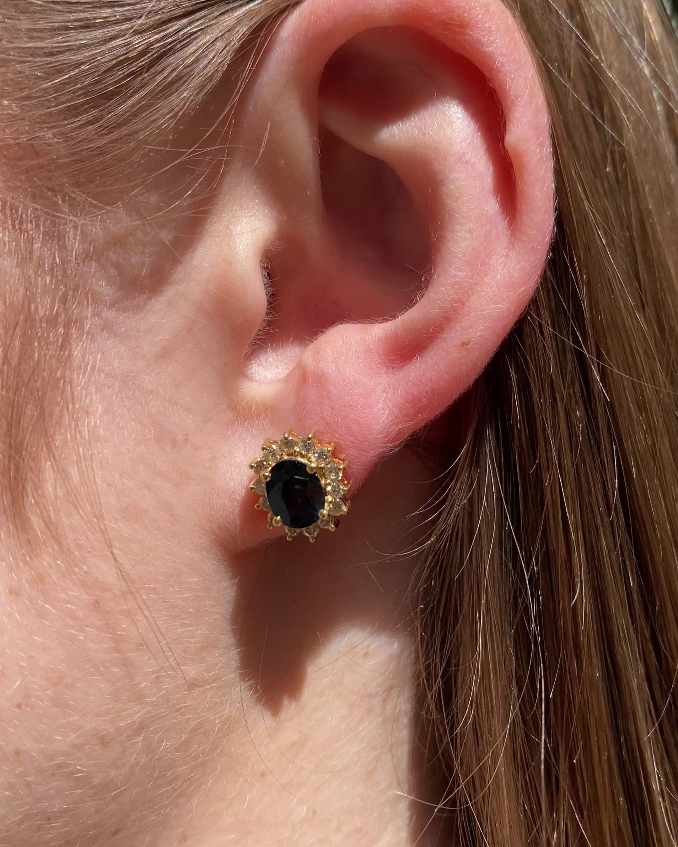Boucles Marguerite saphirs 2.35 carats &amp; Diamants "Mona"