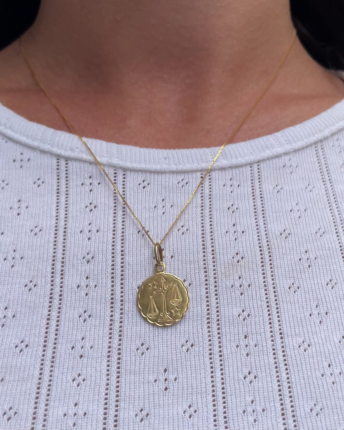 Pendentif Balance Or Jaune 18 carats &quot;Isméra&quot;