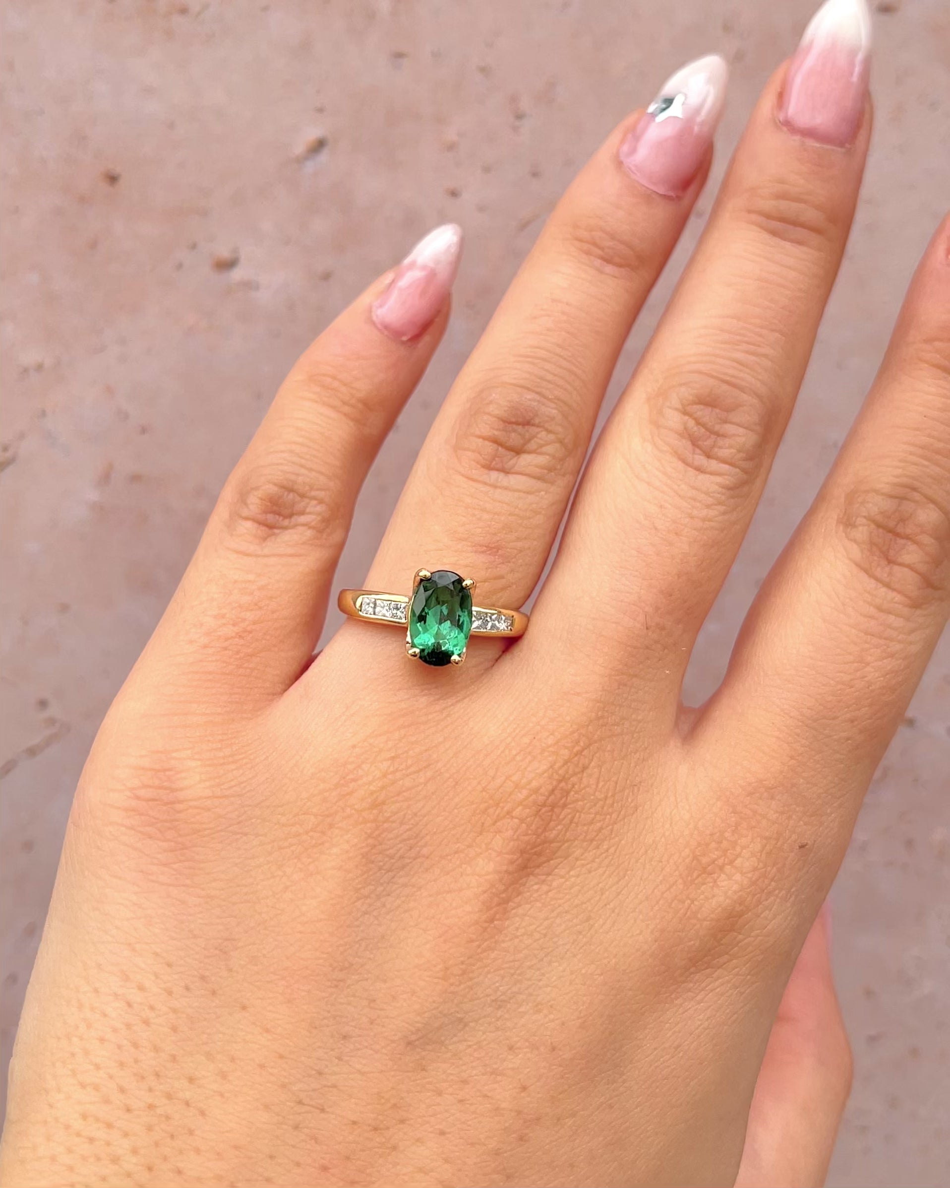 Bague Solitaire Tourmaline 1.56 carat &amp; Diamants "Léanne"