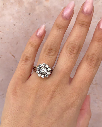 Marguerite Diamond Ring 1.12 Carat &amp; Gold 6.94g "Elodie"