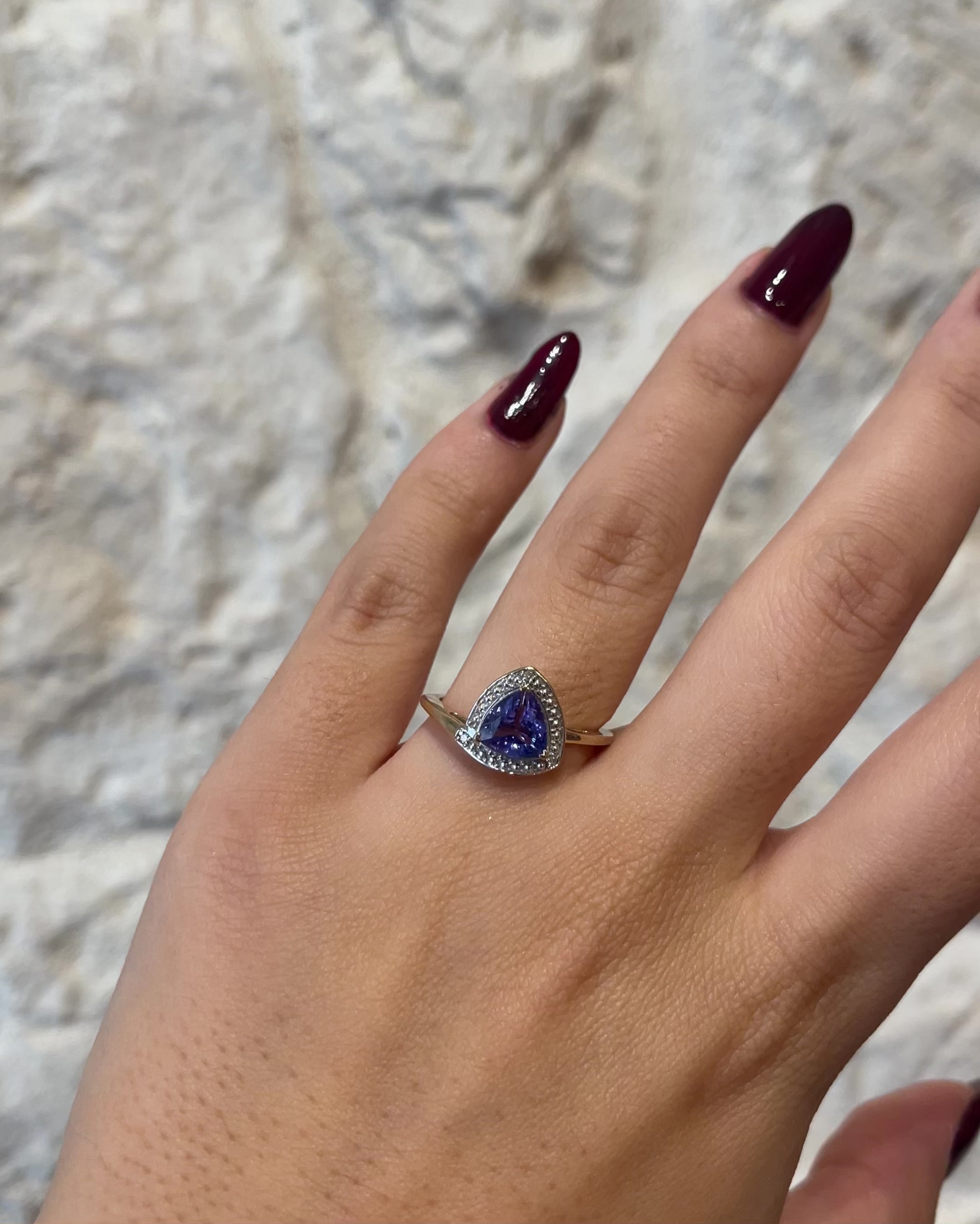 Bague Vintage Tanzanite 1.28 carat &amp; Diamants "Zélie"