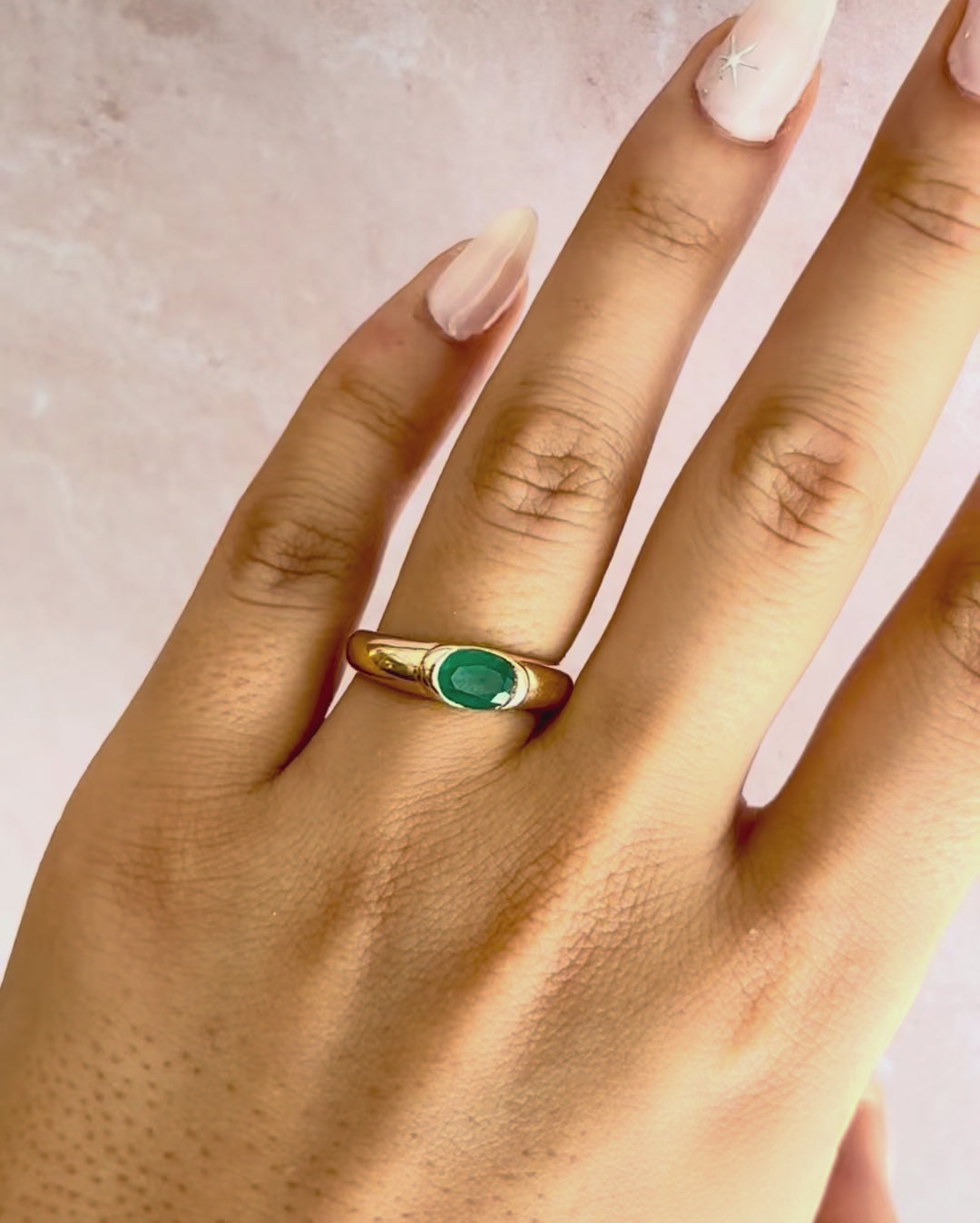 Bague Jonc Émeraude 0.74 carat "Elsa"