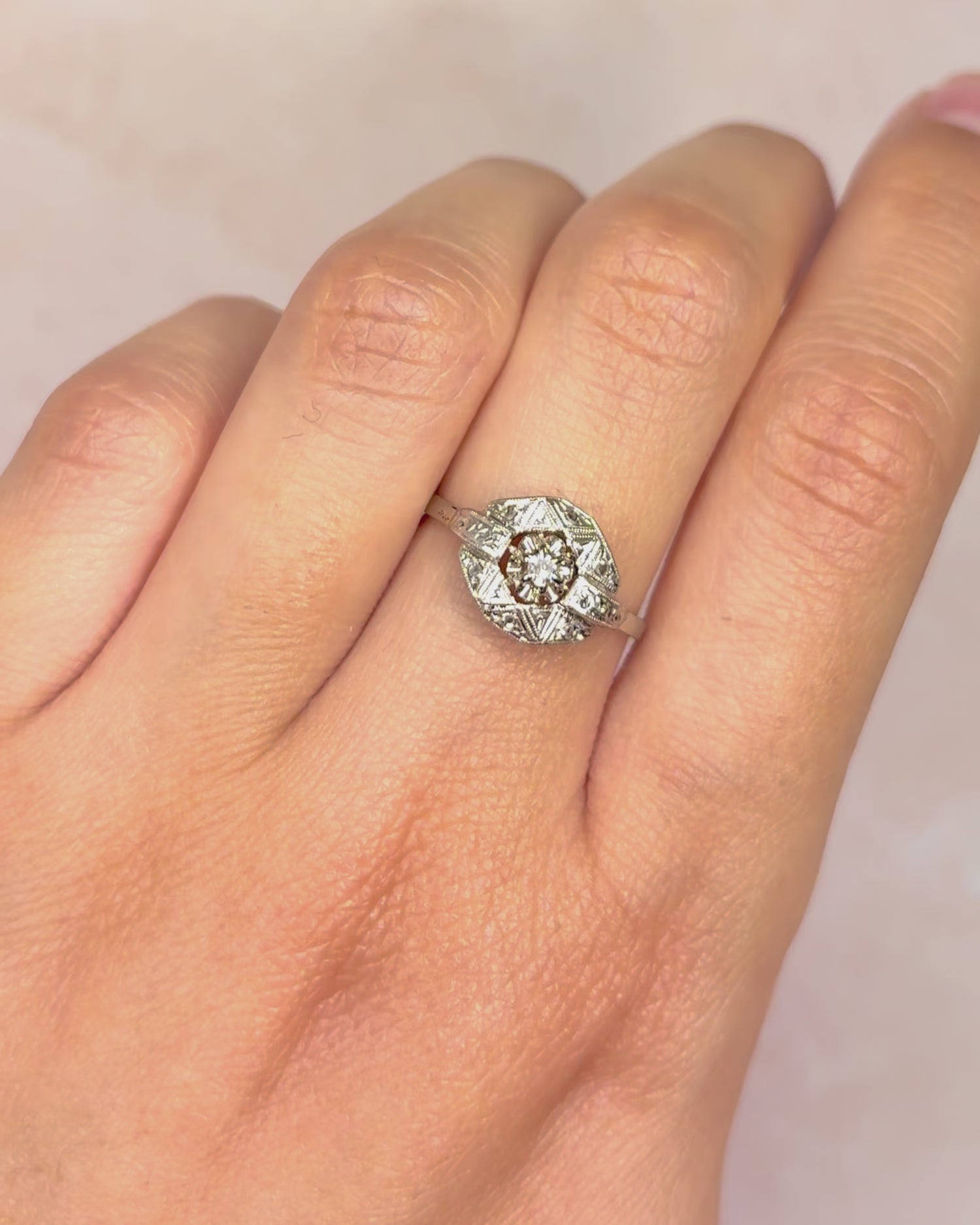 Art Deco Diamond Ring "Leona"