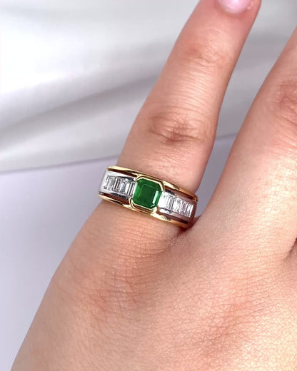 Anillo Brazalete Esmeralda 0,60 quilates y 10 Diamantes "Léona"