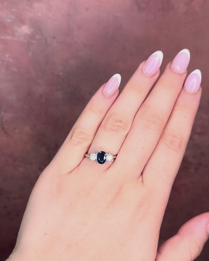 “Éléanore” 0.85-carat Sapphire &amp; 0.40-carat Diamond Trilogy Ring