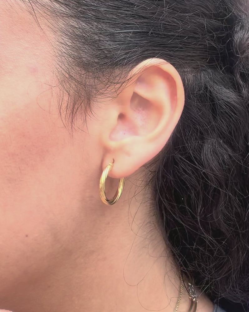 Créoles de oro amarillo de 18 quilates "Donna"