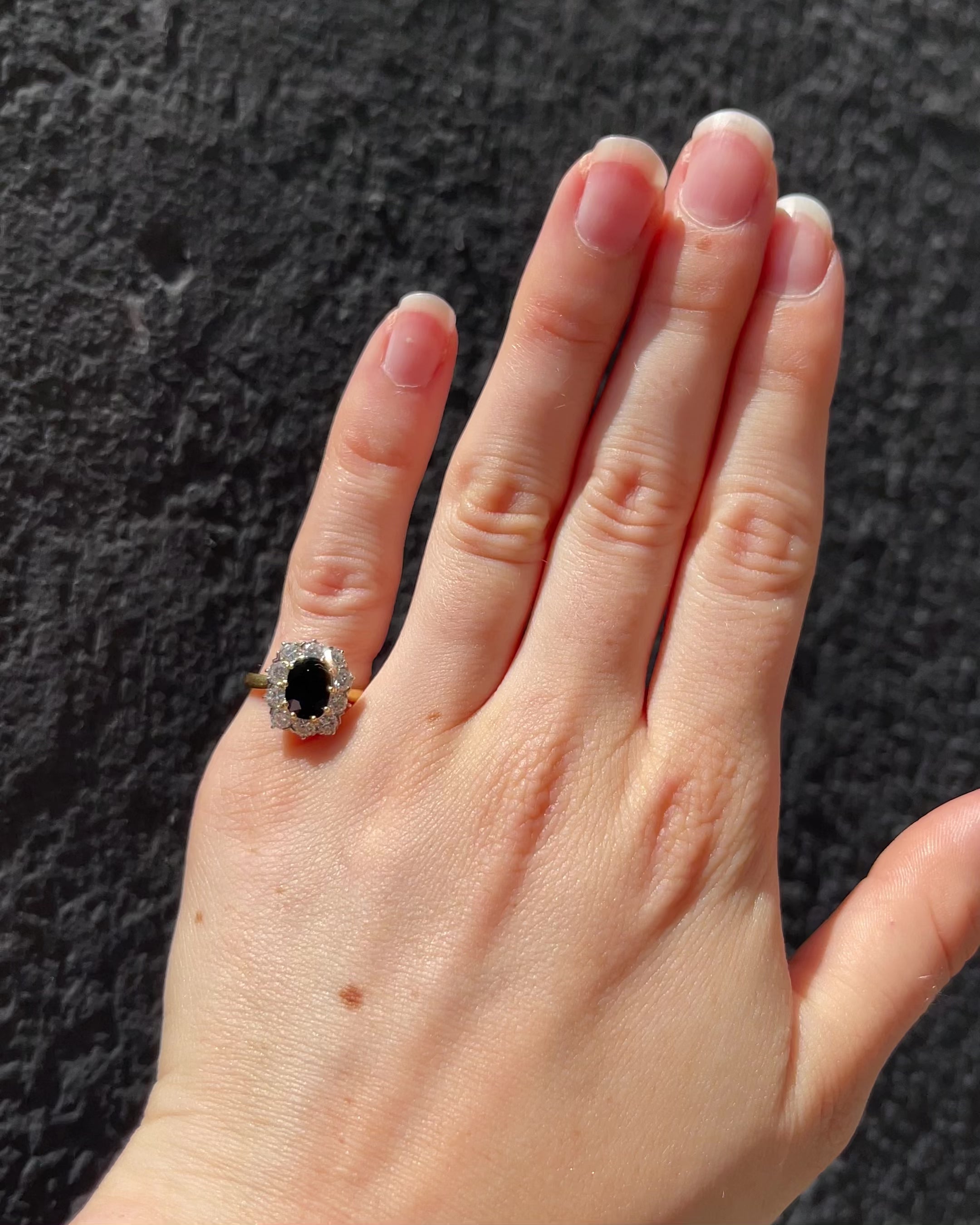 Bague Marguerite Saphir 1.65 carat &amp; Diamants "Véro"