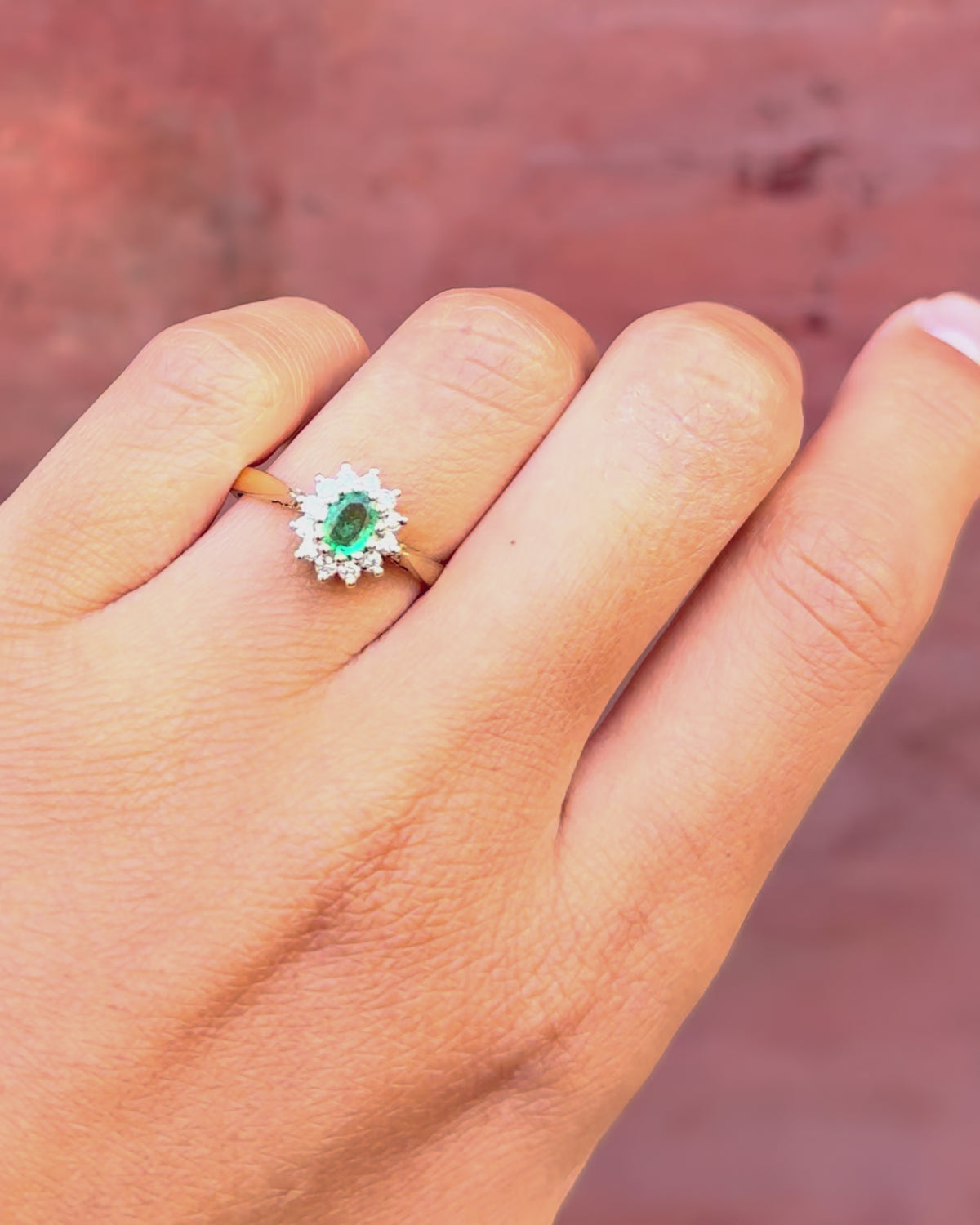 Emerald &amp; Diamond Daisy Ring "Agnes"