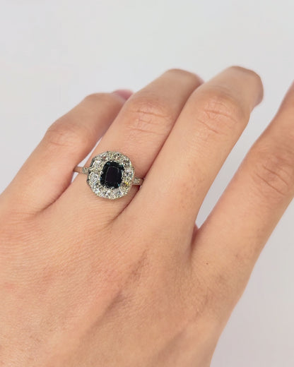 Daisy Ring Sapphire 1 carat &amp; Diamonds 0.65 carat "Lavigna"