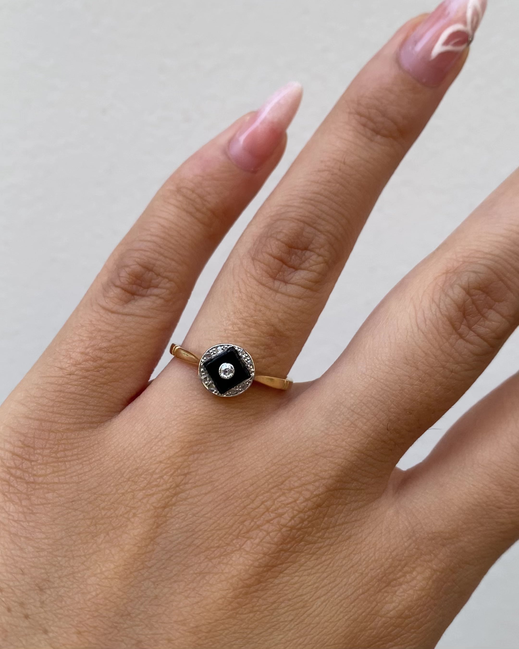 Bague Art-Déco Onyx &amp; Diamants &quot;Adèle&quot;
