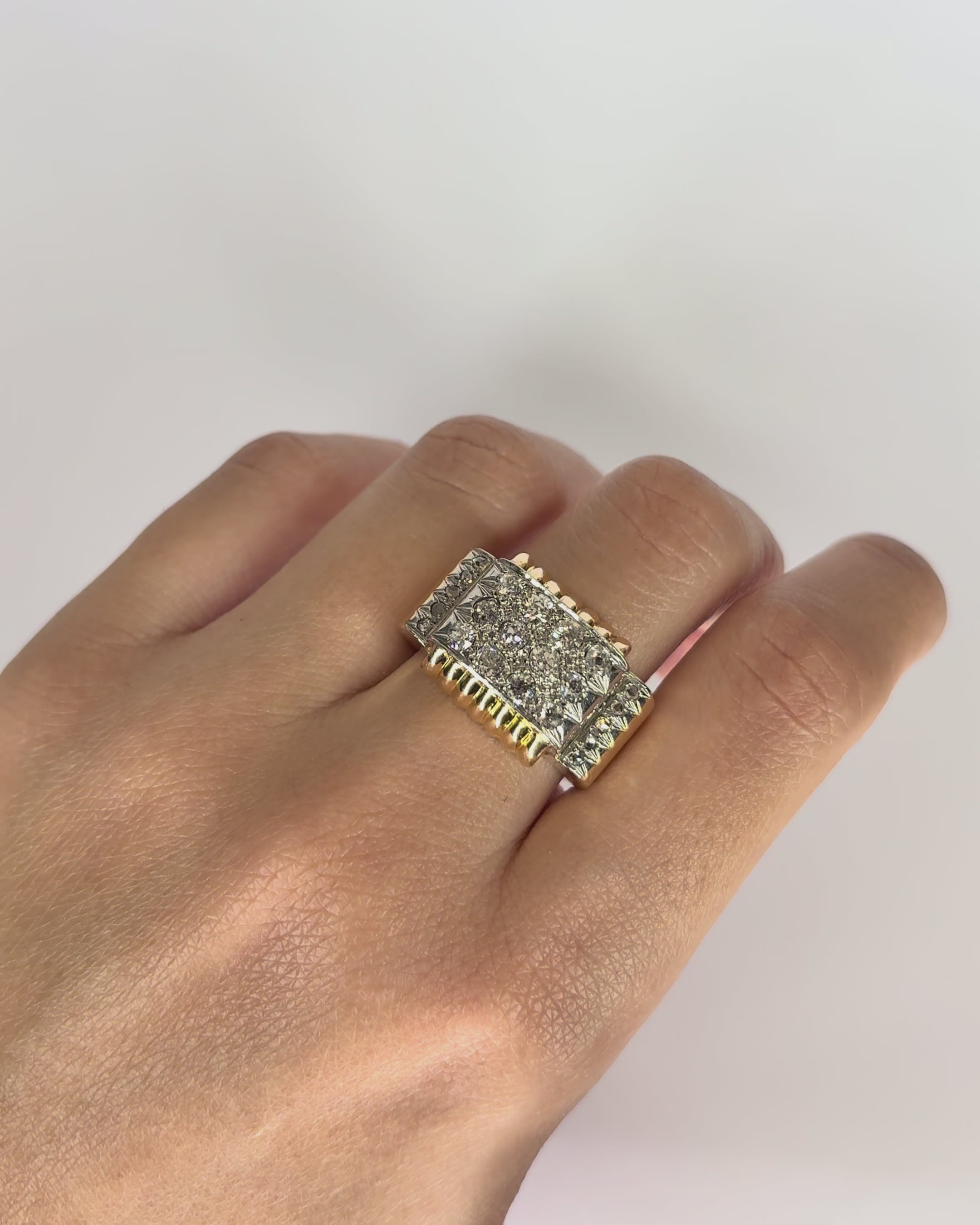 Bague Tank Diamants 0.89 ct &amp; Or 12,03g "Julia"