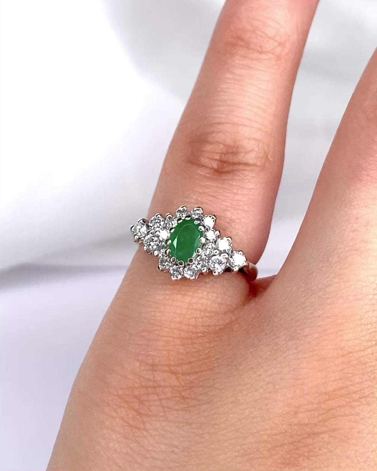 Marguerite Emerald 0.44 Carat &amp; Diamonds 0.48 Carat Ring "Suzanne"