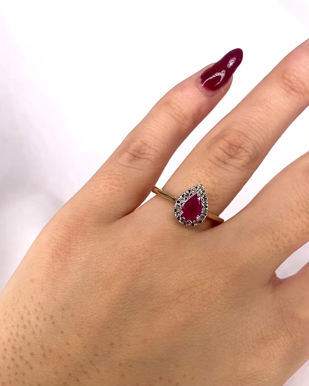 Bague Marguerite Poire Rubis 1 carat &amp; Diamants "Georgia"