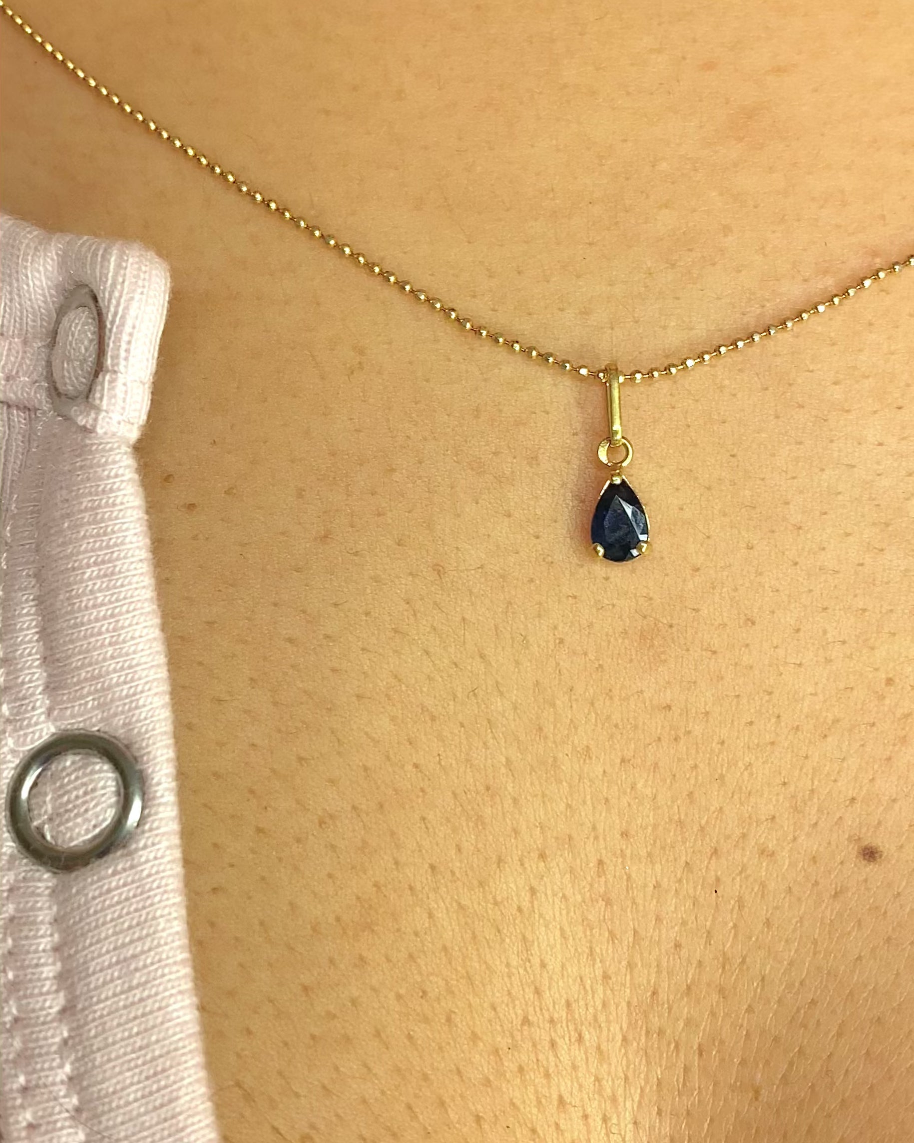 Pendentif Saphir 0.45 carat "Romane"