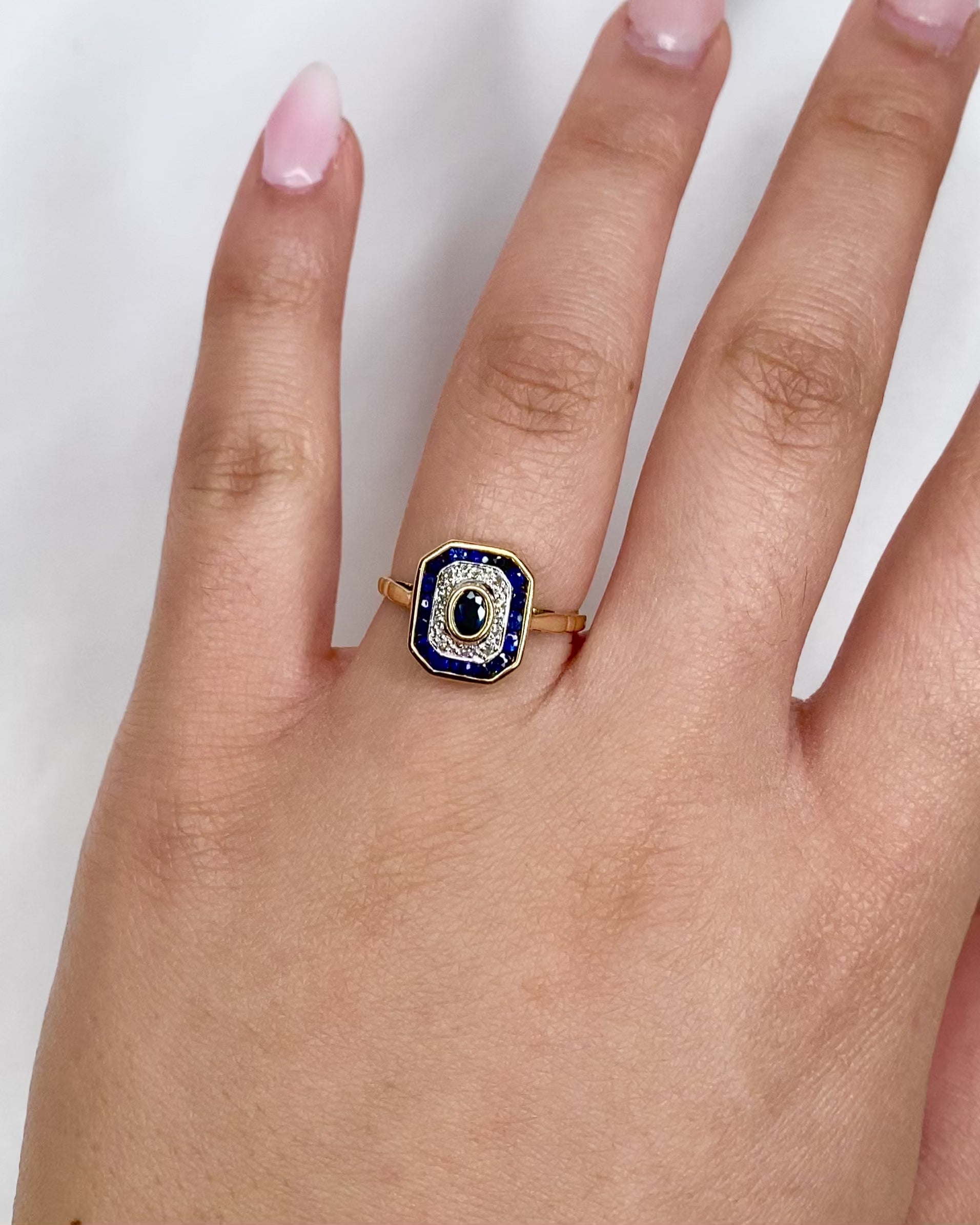 Anillo estilo Art Déco zafiro 0.42 quilates y diamantes "Aby"