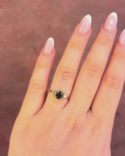 Anillo trilogía de turmalina de 1.33 quilates y diamantes «Virginie»