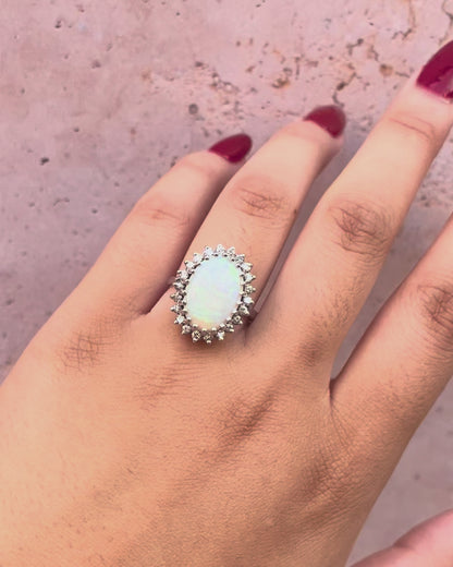 Bague Marguerite Opale 3.80 carats &amp; Diamants 0.44 carat "Gina"