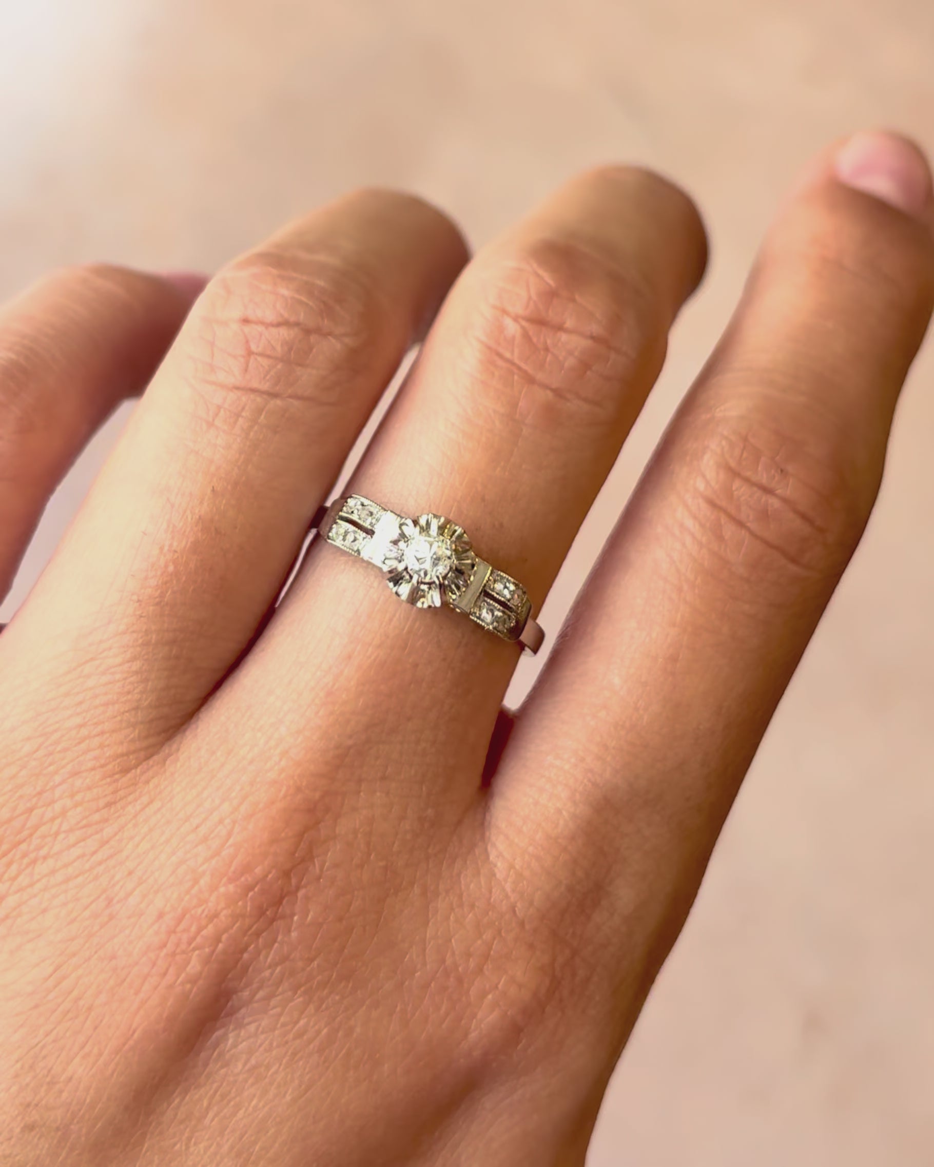 Bague Art-Déco Diamants 0.20 carat "Paulina"