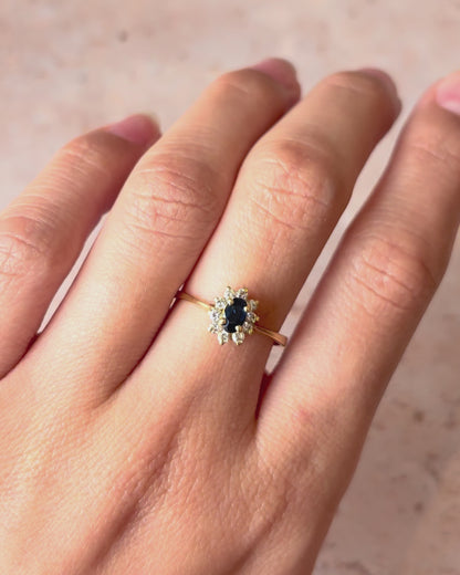 Anillo Marguerite Zafiro y 10 Diamantes "Alienor"