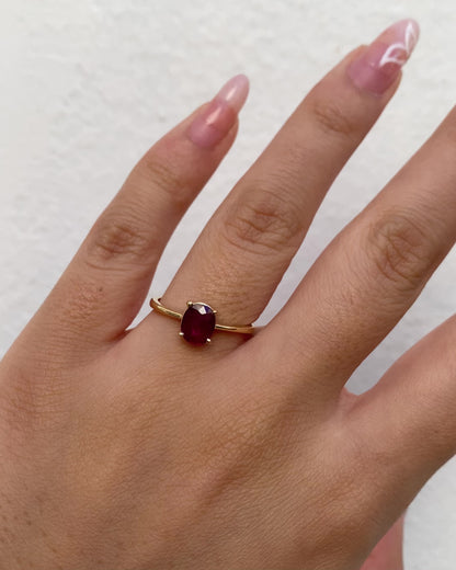 Bague Solitaire Rubis 0.92 carat &quot;Inès&quot;