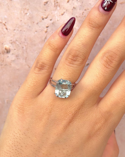 Anillo Cóctel Aguamarina 4.90 quilates "Lilia"
