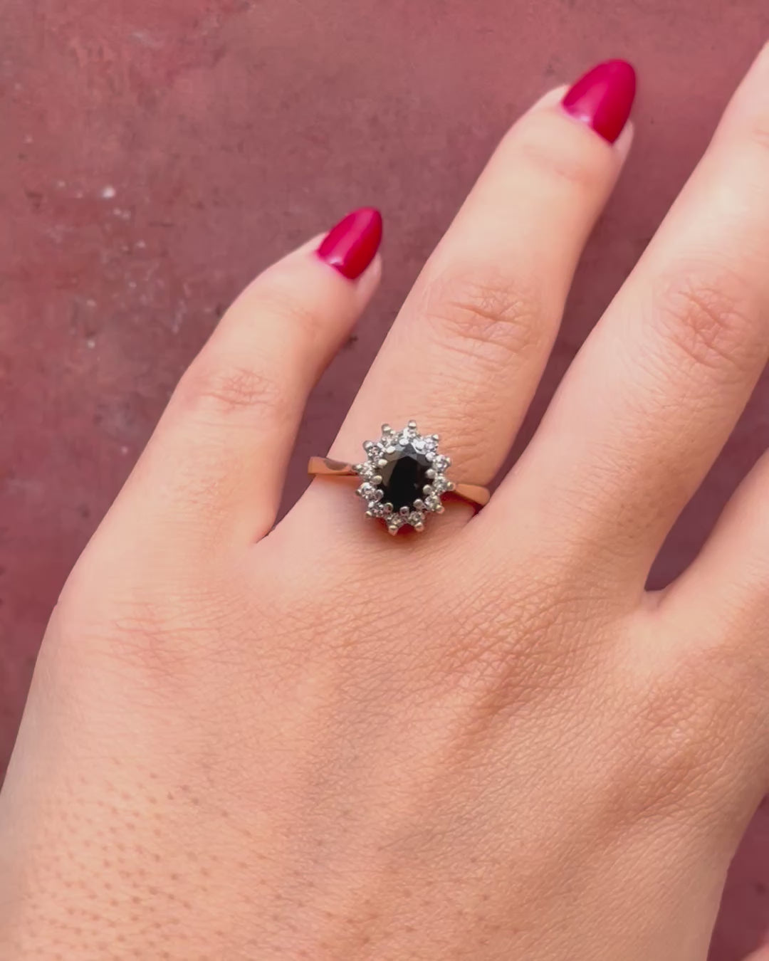 Bague Marguerite Saphir 1.10 carat &amp; Diamants 0.24 carat "Jihane"