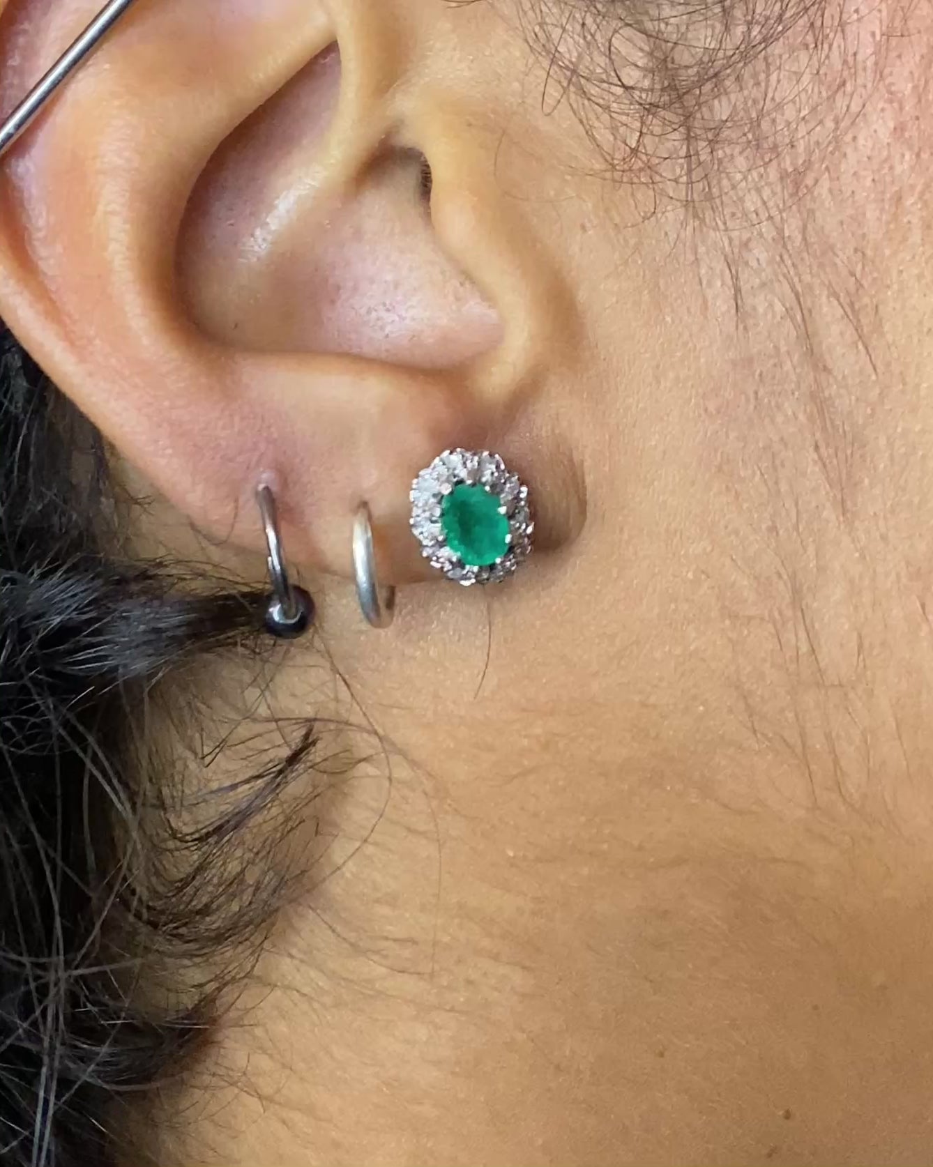 Boucles Marguerite Émeraudes 1.20 carat &amp; Diamants 0.20 carat "Olympe"