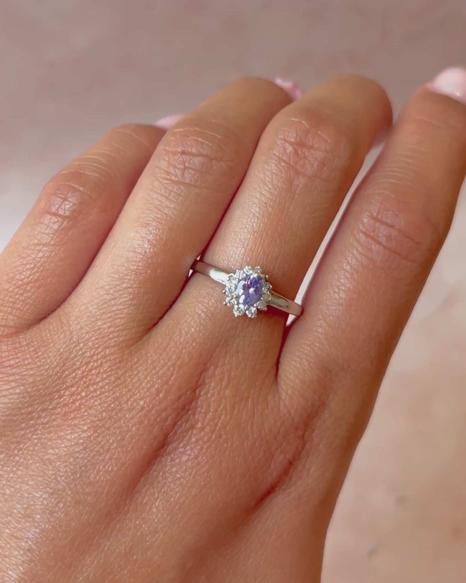 Bague Marguerite Tanzanite 0.35 carat &amp; Diamants "Fiona"