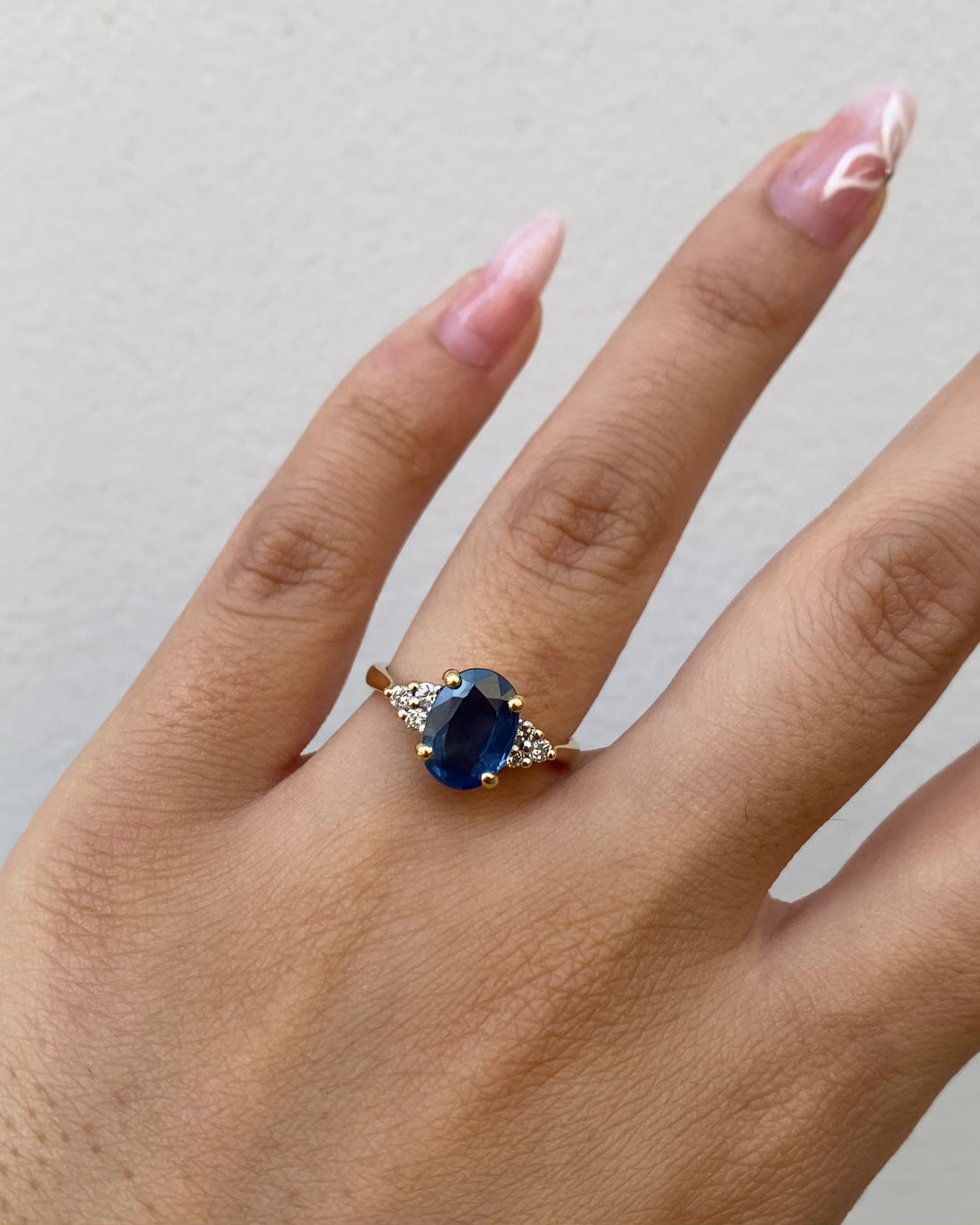 Bague Trilogie Saphir 2.30 carats &amp; Diamants &quot;Gena&quot;