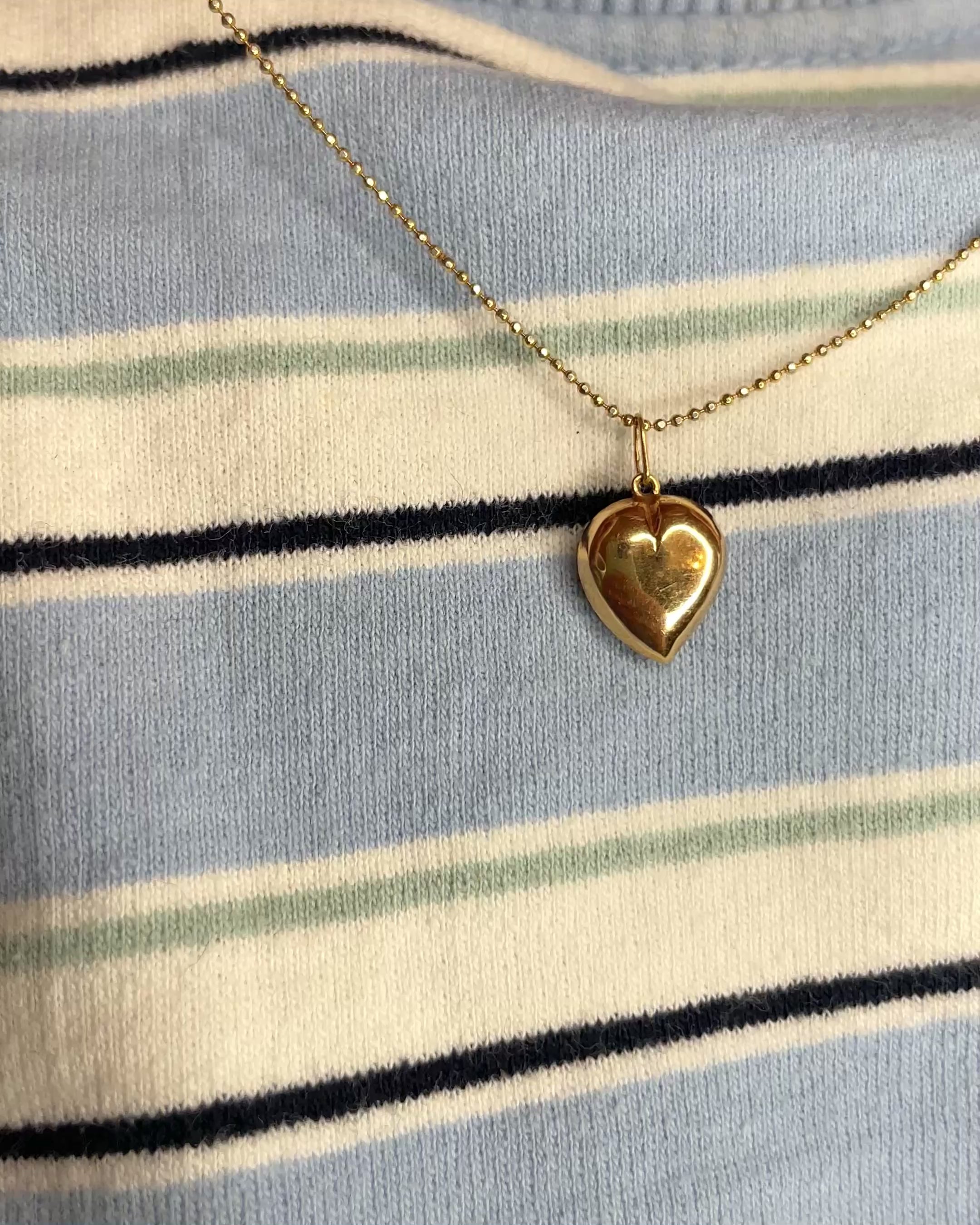Yellow Gold Heart Pendant "Daria"