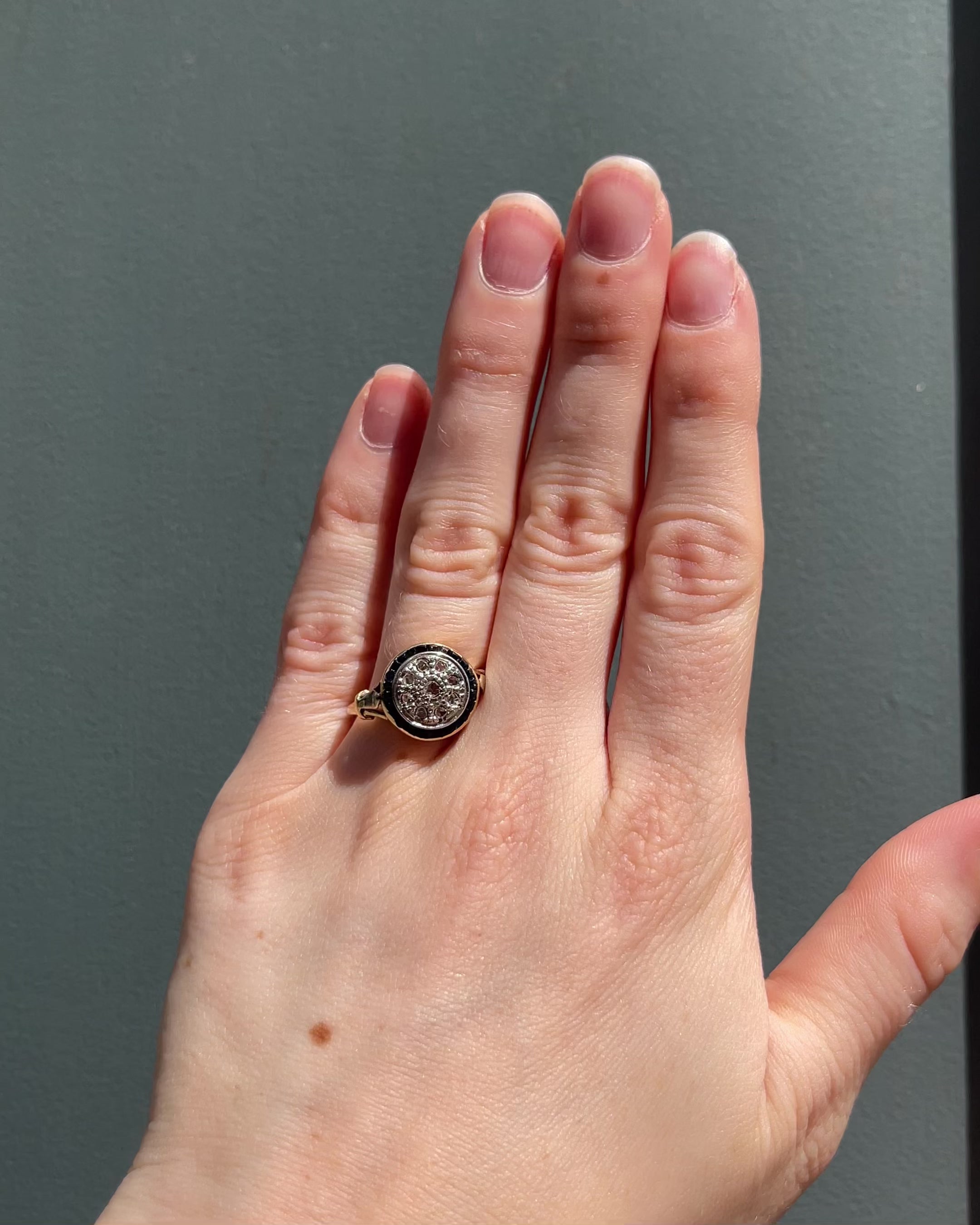 Bague Art-Déco Saphirs 0.75 carat &amp; Diamants "Flavie"