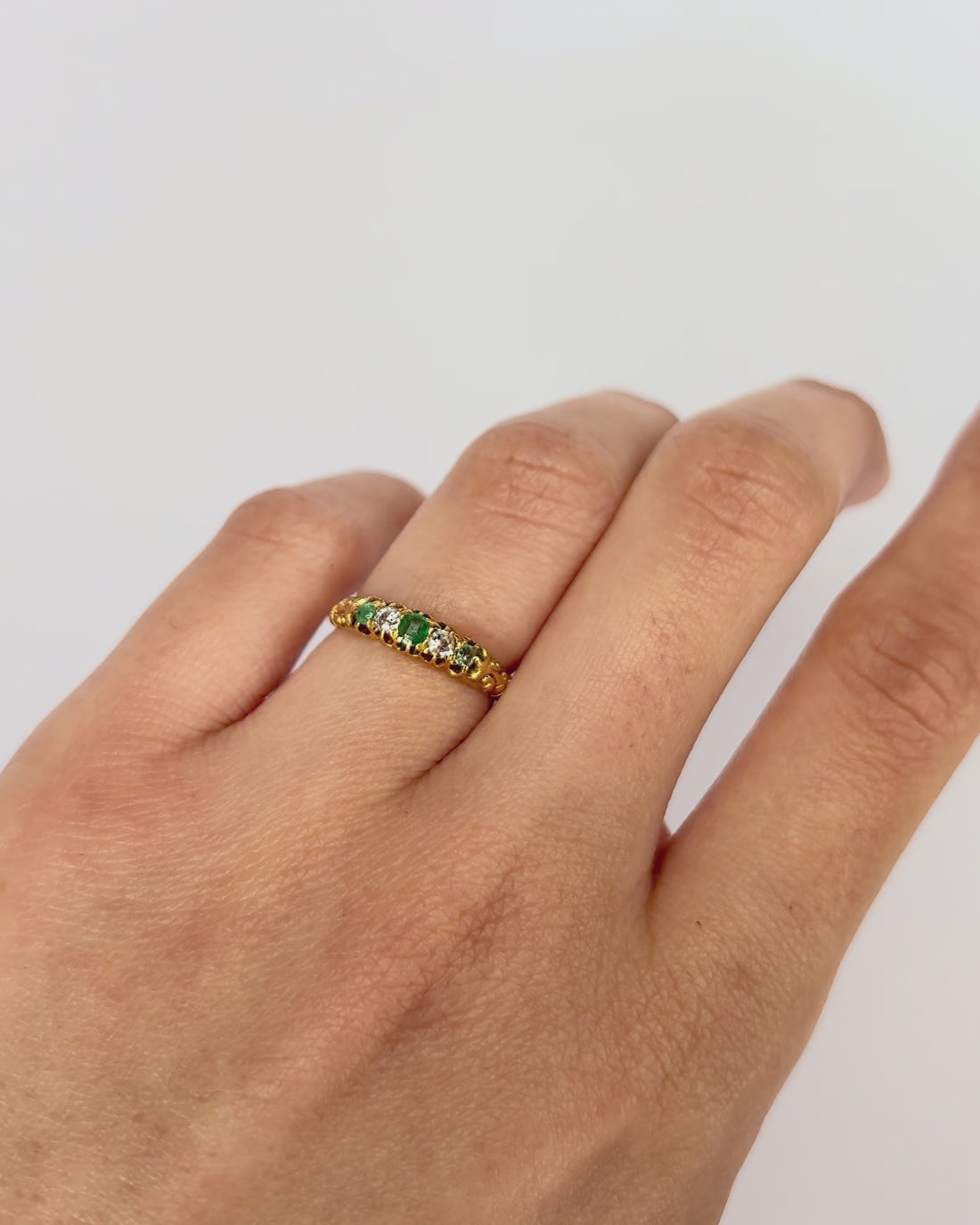 Bague Rivière Émeraudes &amp; Diamants "Naëlle"