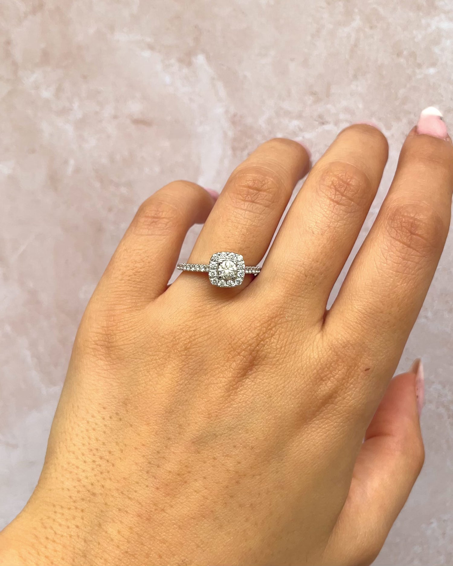 Art Deco Style Ring 0.89 Carat Diamonds "Callista"