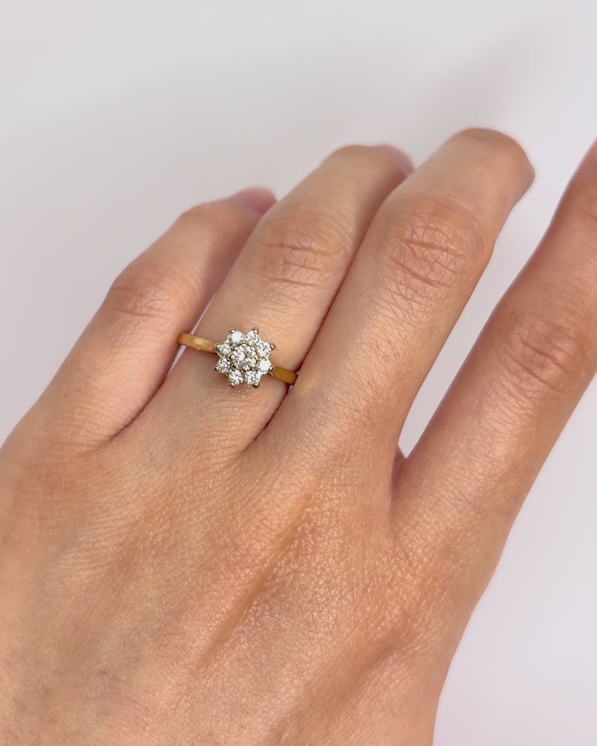 Anillo Margarita Diamantes 0,34 quilates "Francesca"