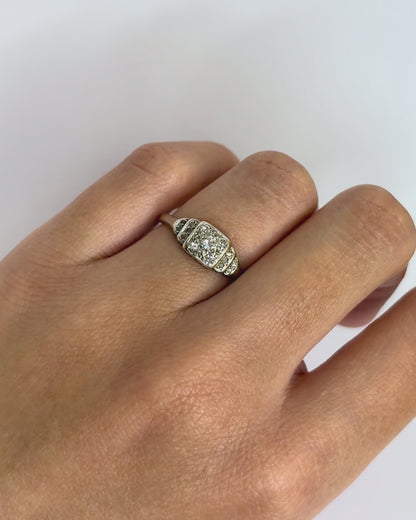Bague Art Déco 15 Diamants &quot;Camélia&quot;