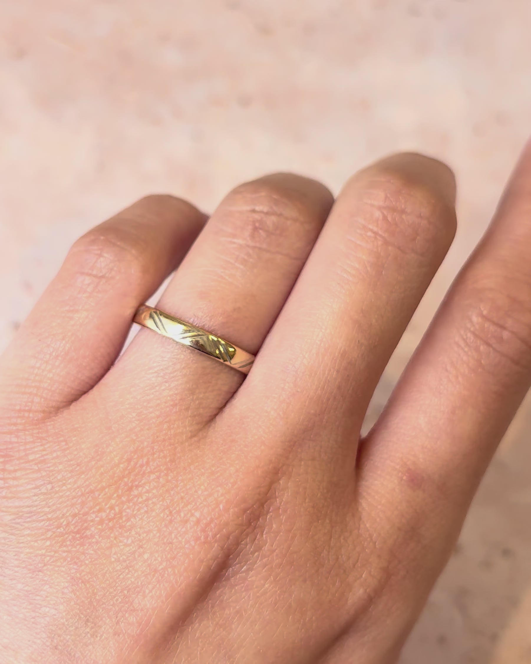 18-Carat Yellow Gold Wedding Band 2.8 mm "Marie"
