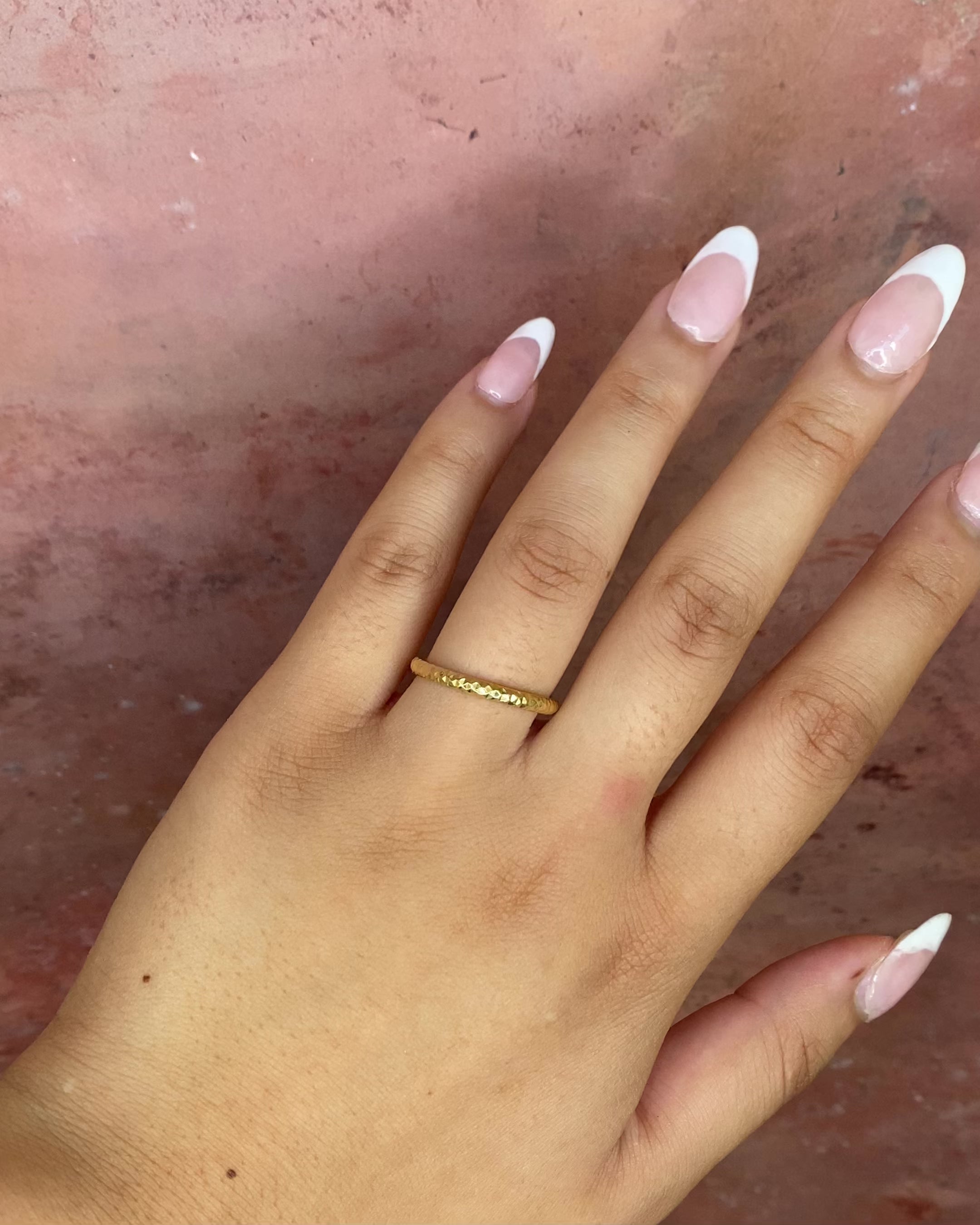 Alliance Or Jaune 18 carats 2.4 mm "Mila"