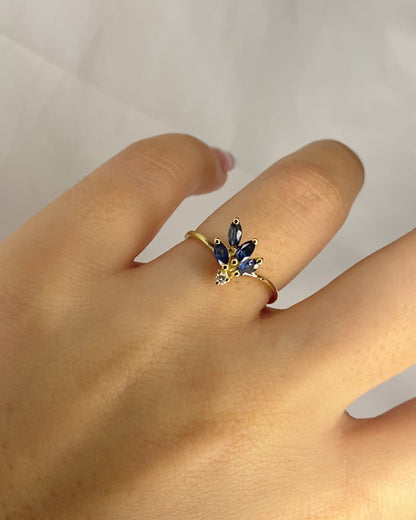 Bague Fleur Déstructurée 4 Saphirs &amp; Diamant &quot;Raphaëlle&quot;