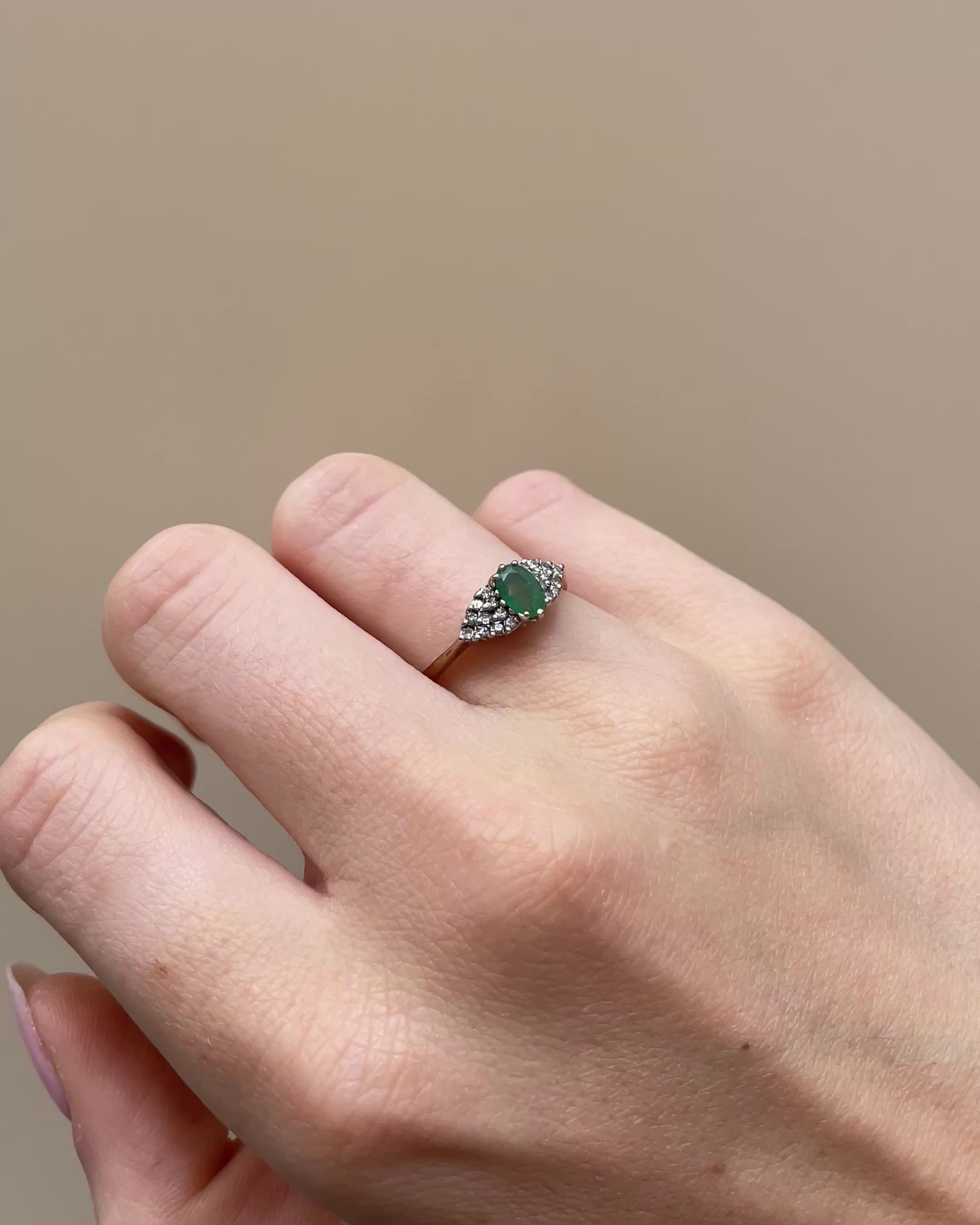 Bague Trilogie Emeraude 0.35 Carat &amp; Diamants "Hedda"