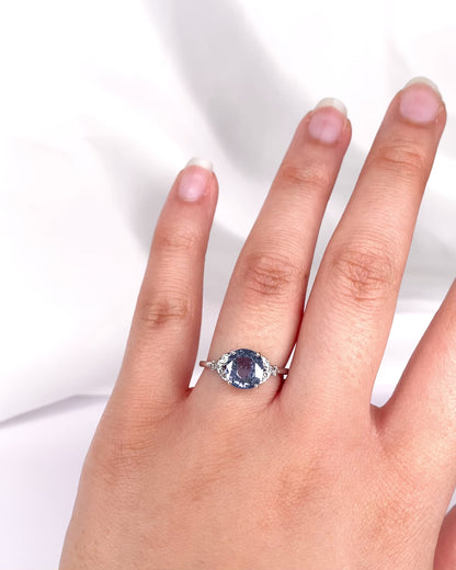 Anillo Trilogía Zafiro 2.70 quilates y Diamantes "Florie"