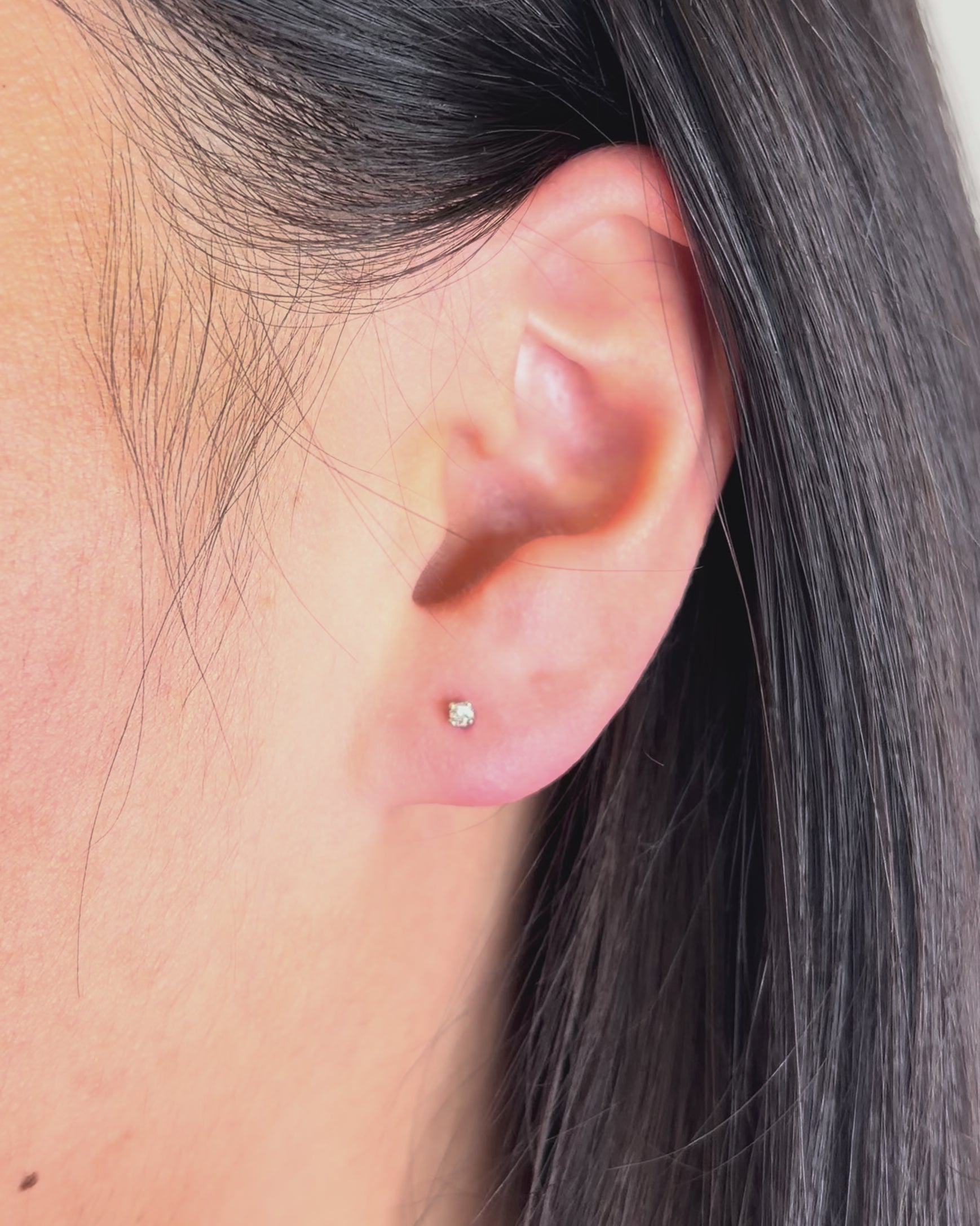 "Mathilde" Diamond Stud Earrings