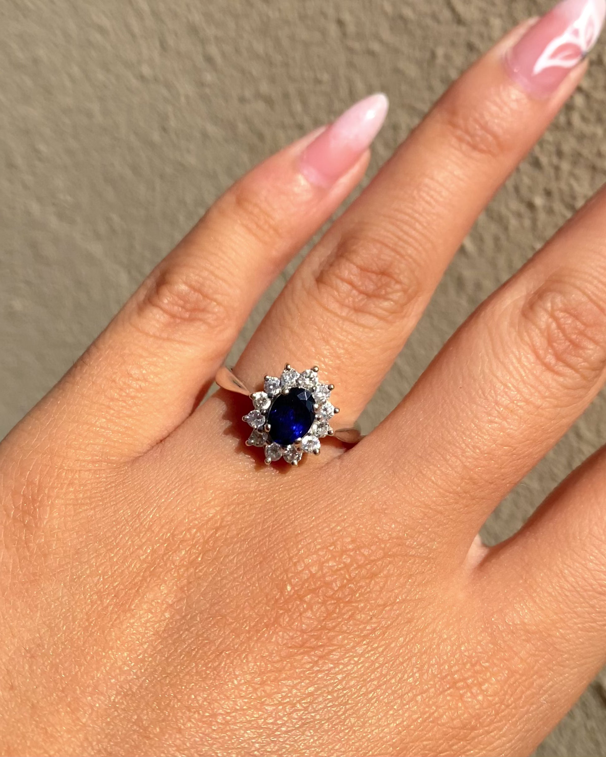 Bague Marguerite Saphir 1.30 carat &amp; Diamants "Isalda"