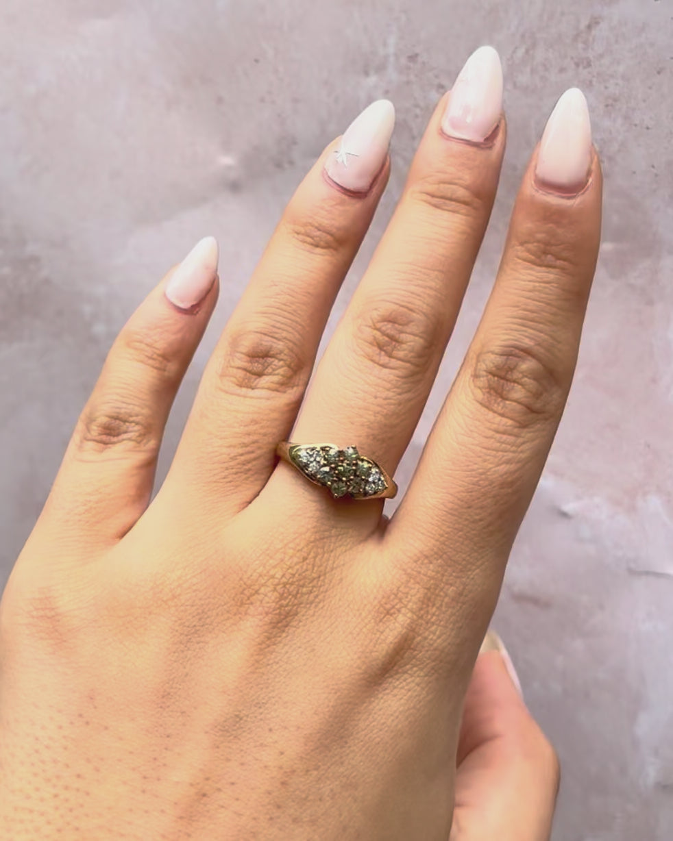 Marguerite Bangle Ring with Alexandrites &amp; Diamonds "Selena"