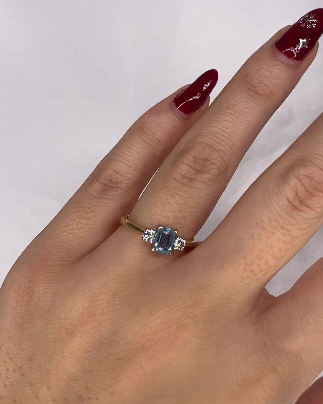 Bague Trilogie Aigue-Marine 0.75 carat &amp; Diamants &quot;Julietta&quot;