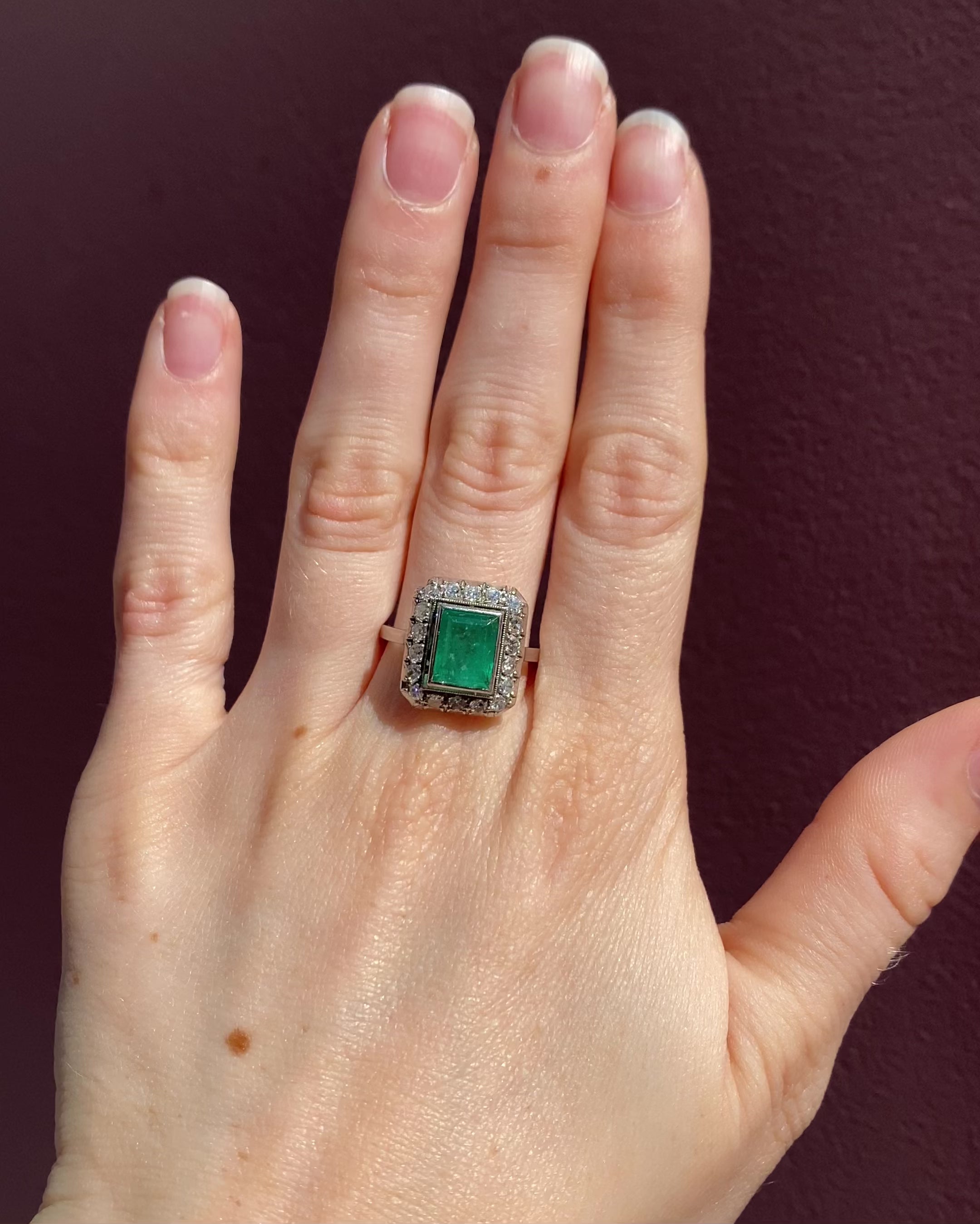 Bague Art-déco Émeraude 2.20 carats &amp; Diamants "Olympe"
