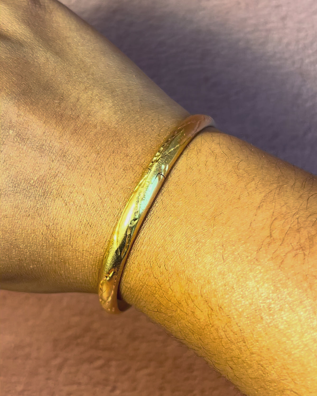 18-carat Yellow Gold Bangle 11.17g "Alienor"