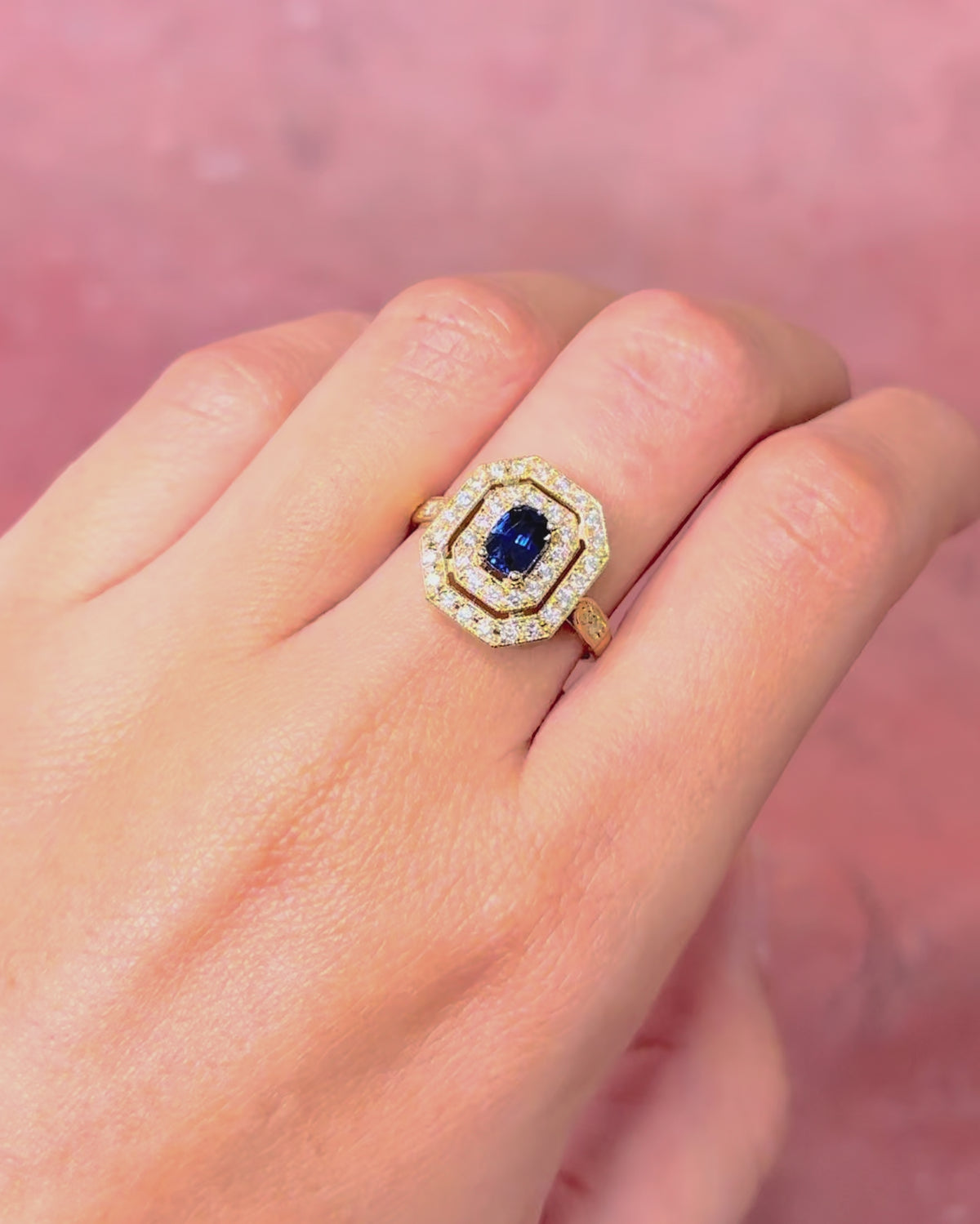 Art Deco-Style Ring Sapphire 0.70 carat &amp; Diamonds 0.80 carat "Laurine"