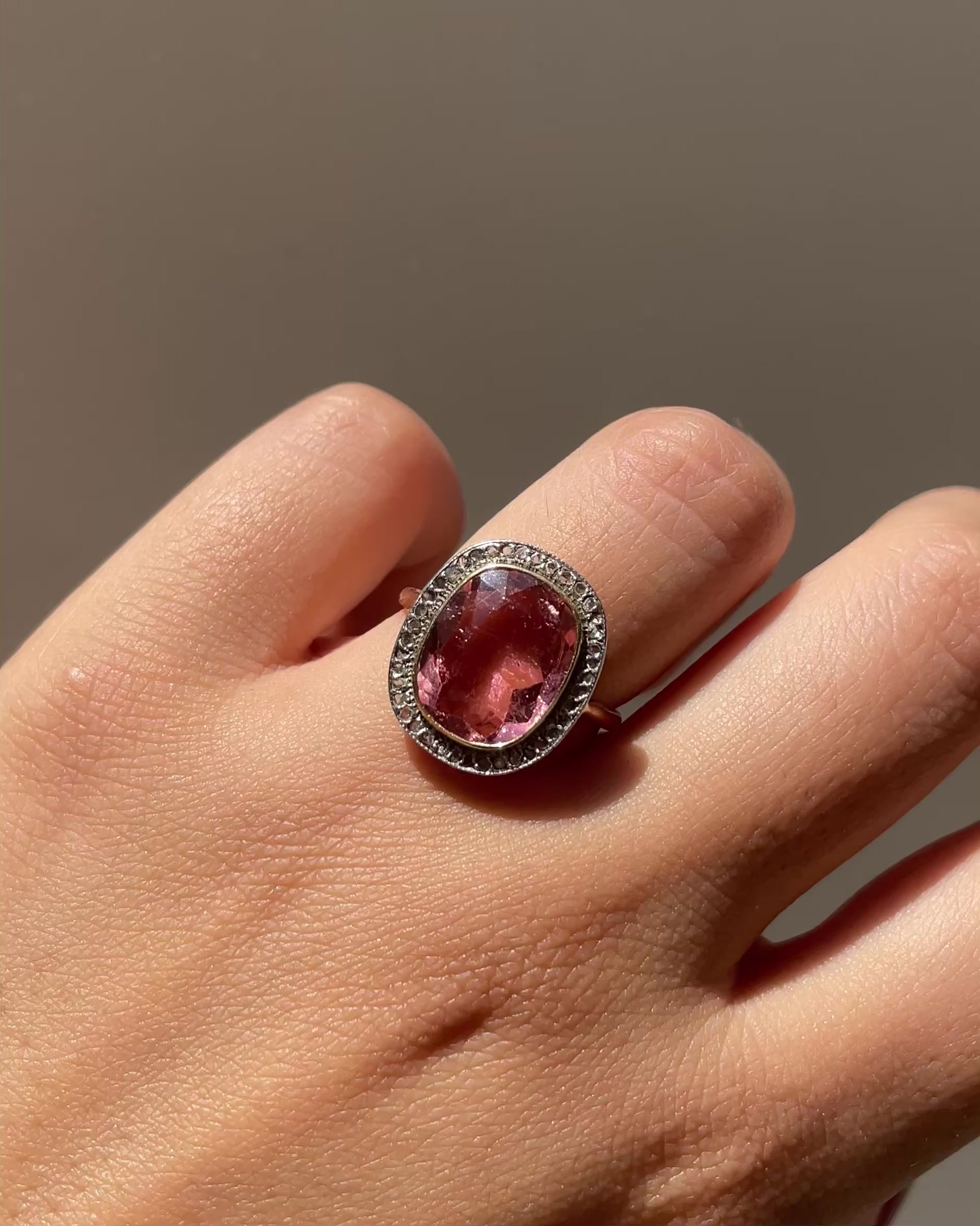 Bague Art-Déco Tourmaline Rose 5.50 carats &amp; Diamants "Liora"